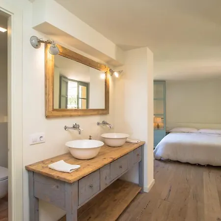 Fornells De La Selva Sleeps 6 *