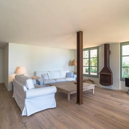 Fornells De La Selva Sleeps 6 公寓 *
