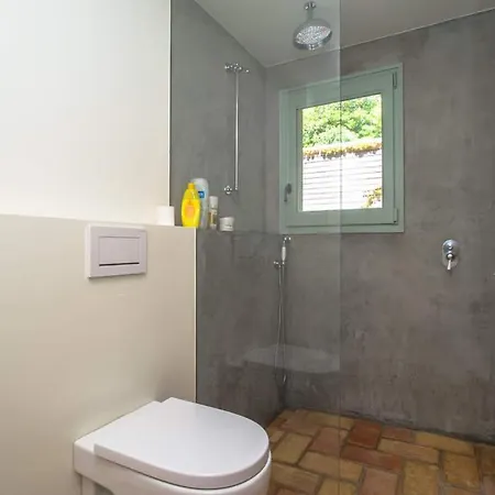 Fornells De La Selva Sleeps 6 Fornells (Catalonia)