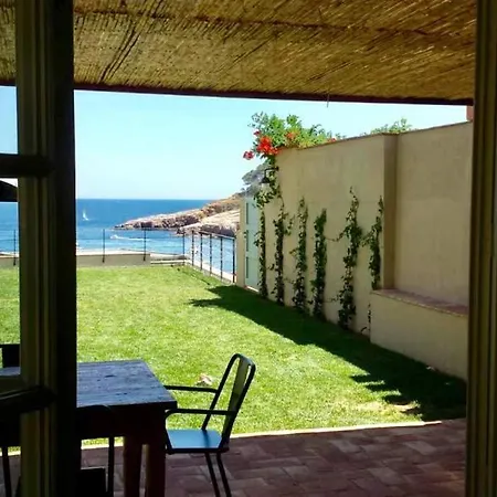 Fornells De La Selva Sleeps 6 * Fornells (Catalonia)